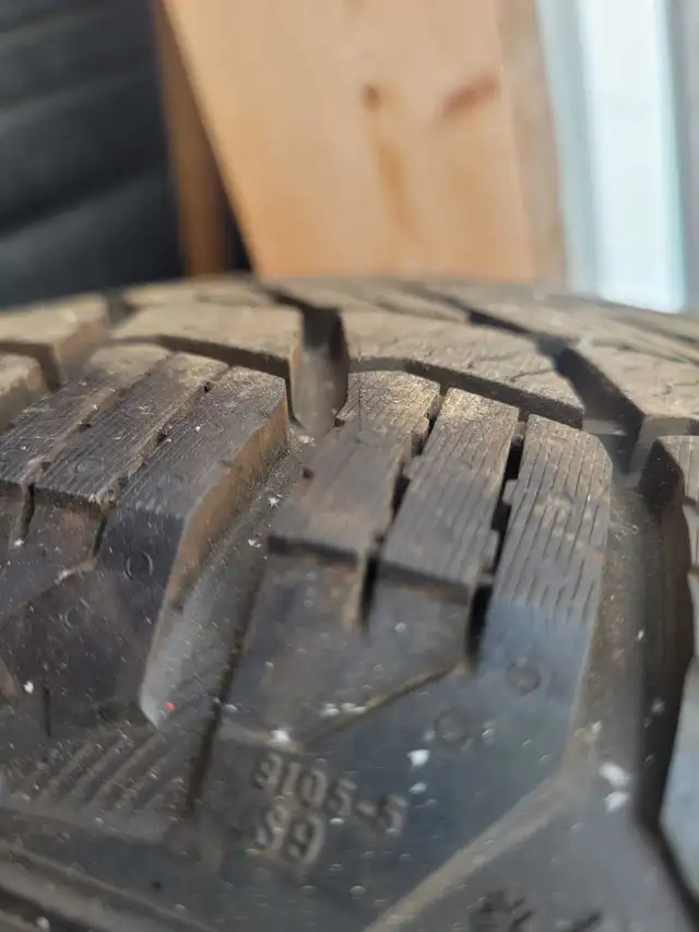 Michelin X-Ice winter tires and rims 225 70/R16 in Tires & Rims in Peterborough - Image 7