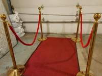 LOCATION Red Carpet Golden Stanchions Solid Tapis Rouge Poteaux