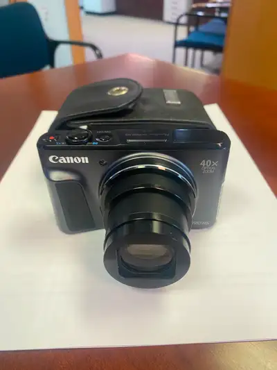 DIGITAL CAMERA FOR SALE TO THE HIGHEST BIDDER, View more