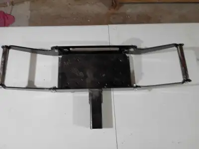 Support de treuil/winch 2 pouces pour hitche 2 pouces jusqu'à 12 000 lbs. 30 pouces de large par 7 1...