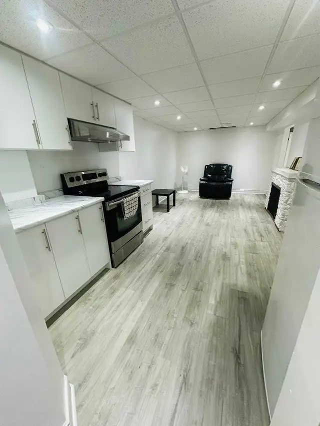 Fully Furnished Basement. Ideal for Couple ( Prefer Vegetarian) in Long Term Rentals in Mississauga / Peel Region - Image 5