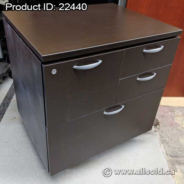 Teknion Espresso 4 Drawer Double Wide Pedestal File Cabinet in Storage & Organization in Calgary