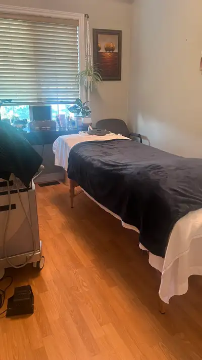 On Weston road and 401 Sharing a space with a massage therapist , esthetician and personal trainer ,...