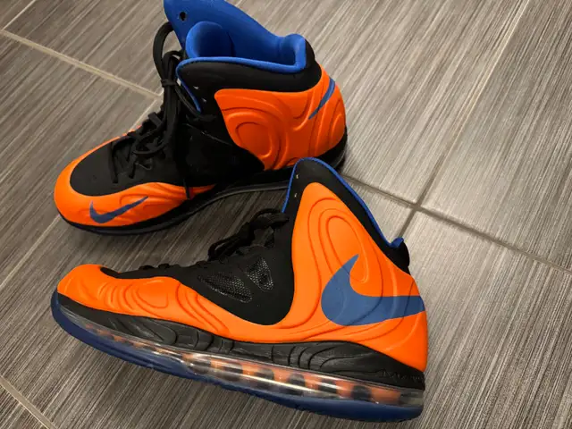Knicks’ Air Max Hyperposite - released in 2012 Sz. 9.5548862581895997442