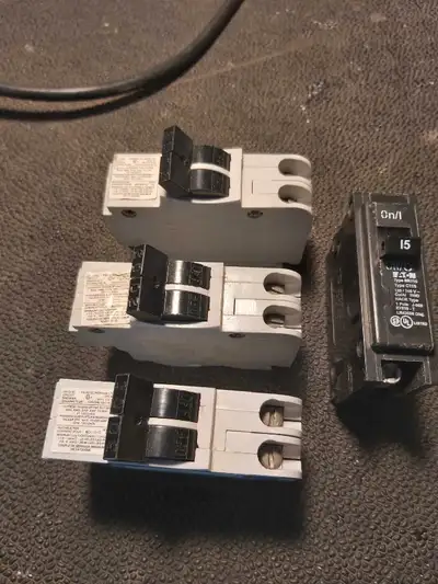 2 double 20amp 1 double 30amp FPE stab-lok 1 Eaton 15 amp