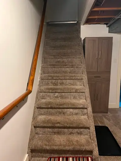 Spacious and clean two bedroom basement apartment $1800 inclus.