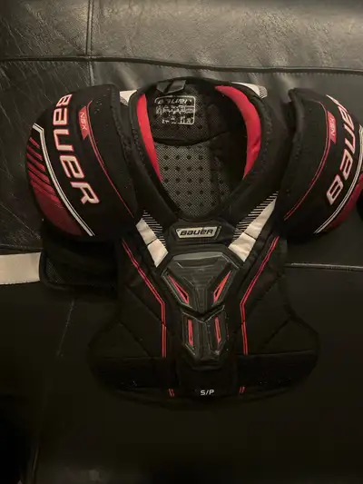 Bauer NSX shoulder pads. These shoulder pads are used, but are still in great condition for any hock...