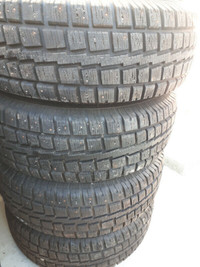 265/75/16 COOPER DISCOVERER WINTER TIRES ON TACOMA RIMS