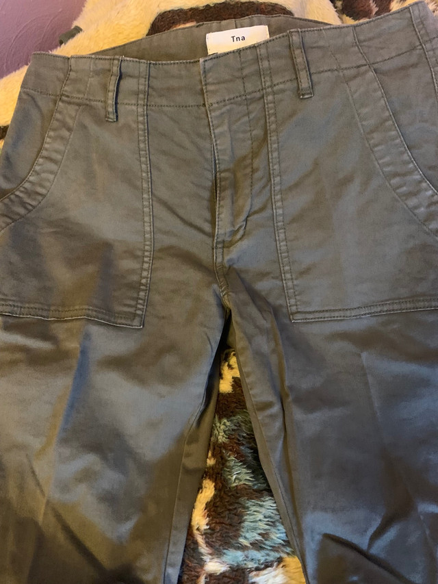 Aritzia TNA heroic trouser joggers in Charcoal  -size 6 in Women's - Bottoms in City of Toronto - Image 3