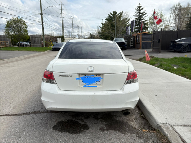 2009 Honda accord  in Cars & Trucks in Ottawa - Image 4