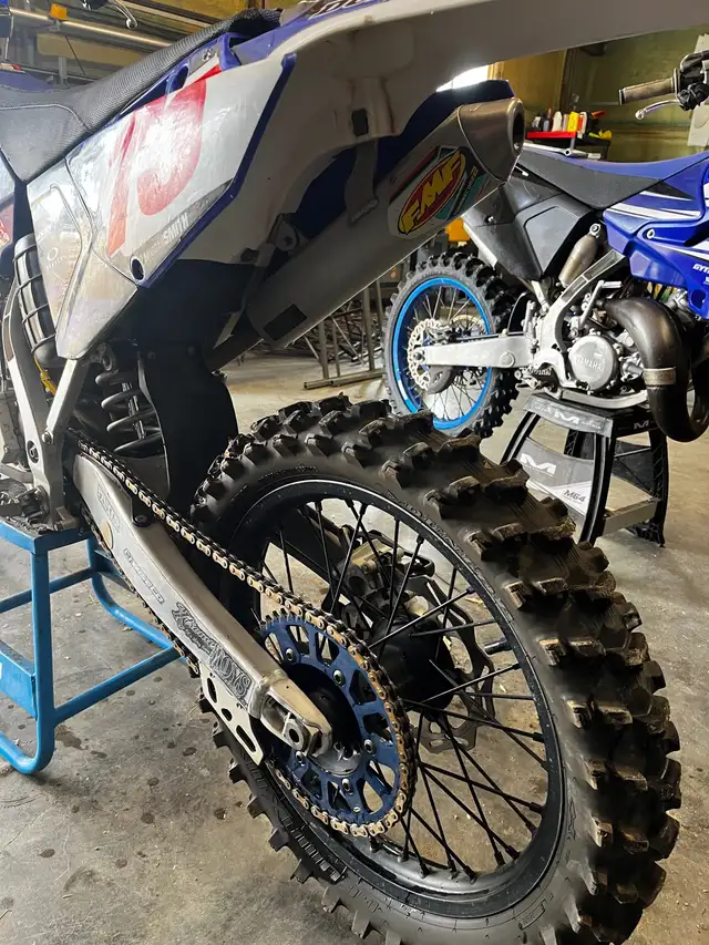 yz 250f and 250 in Dirt Bikes & Motocross in London - Image 6