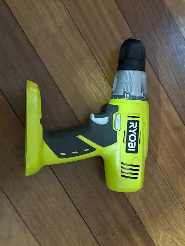 RYOBI DRILL CORDLESS 18V ONE+ Cordless 3/8-inch( TOOL ONLY ) in Power Tools in Barrie - Image 2