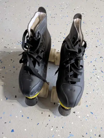 Roller skates , View more