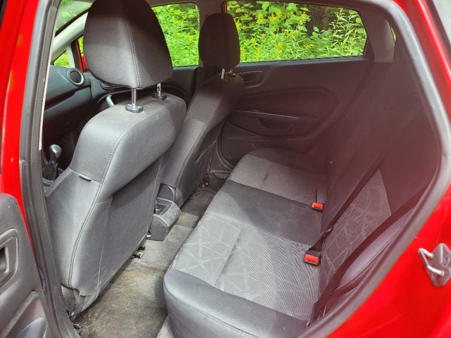 Ford Fiesta 2013 — photo 5