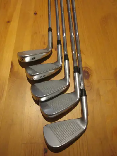 Selling a like new set of Ping i230 irons (6-PW). They are standard length and the lie angle is 2 de...