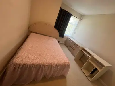 [For Rent] Richmond $685 (Cozy Room) / $985 (Master Room) - Fully Furnished Rooms in Richmond Townho...