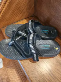 Ladies Skechers sandal size 8 