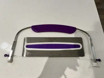 Wilton (cake leveller & scraper), View more
