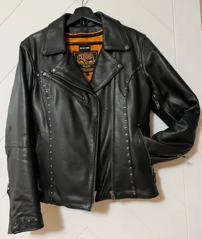 Milwaukee Motorcycle Leather Jacket Women Size S, View more