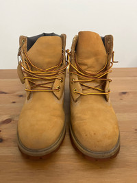 Timberlands size 6 women (Used)