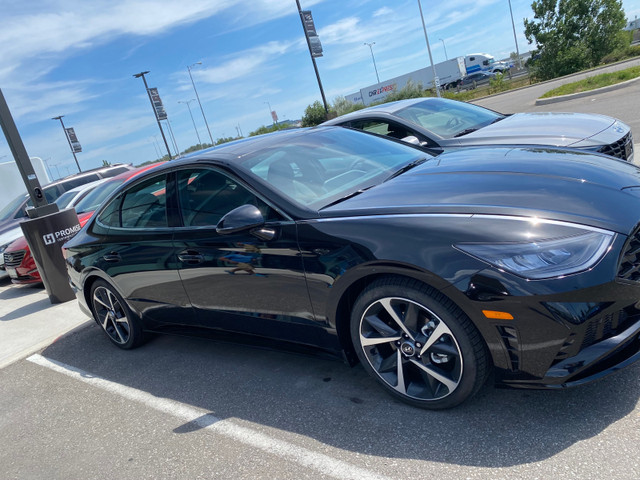 Hyundai Sonata sport 2022 in Cars & Trucks in Mississauga / Peel Region - Image 2