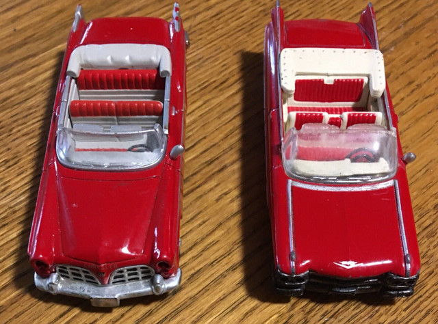 JOUETS VOITURES CADILLAC 1959 SERIES 62 / 1955 CHRYSLER C-300 in Arts & Collectibles in Gatineau