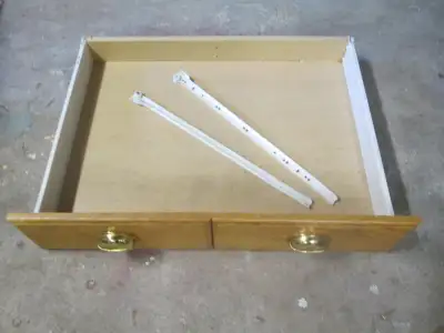 1 cupboard drawer with track (28 1/4 w x 20 3/4 l x 3 d), View more