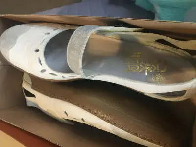 Rieker ladies shoes size 11, like new, View more