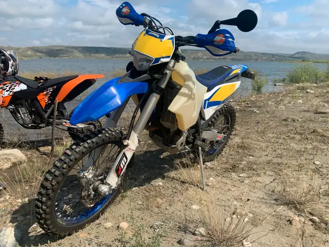 2013 Husaberg (ktm) FE 350 street legal dualsport SNOWBIKE in Dirt Bikes & Motocross in Regina - Image 3