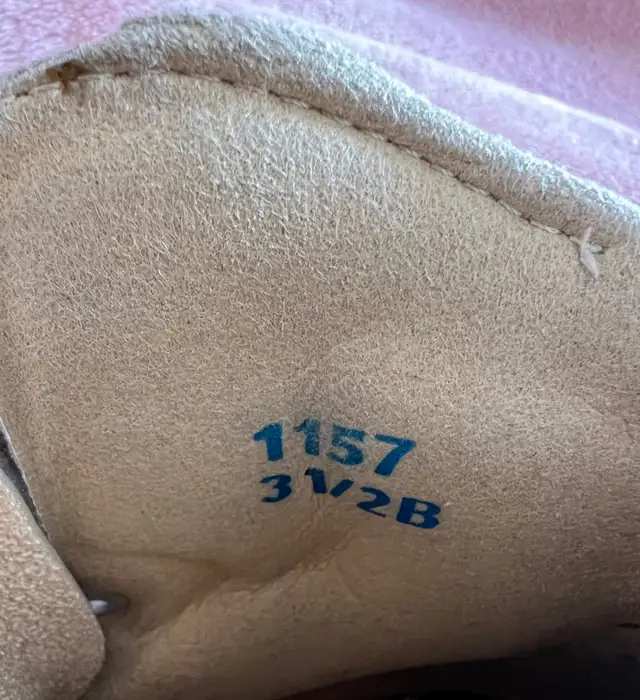 GAM LEATHER FIGURE SKATES WOMEN in Skates & Blades in Ottawa - Image 3