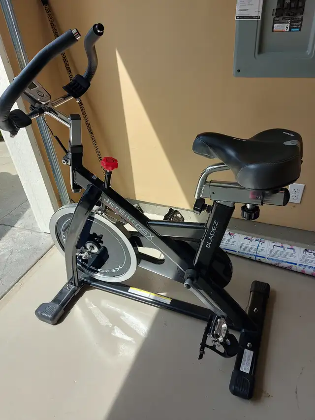 Exercise bike628632571326741218