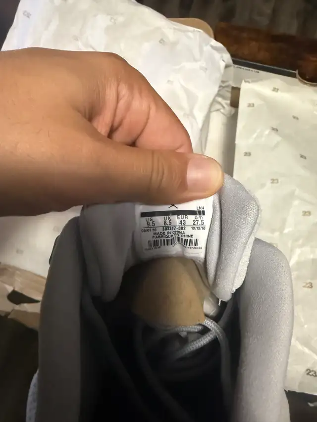 Air Jordan 12 “Wolf Grey” – Brand New – Size 9.5 Men in Men's Shoes in Laval / North Shore - Image 7