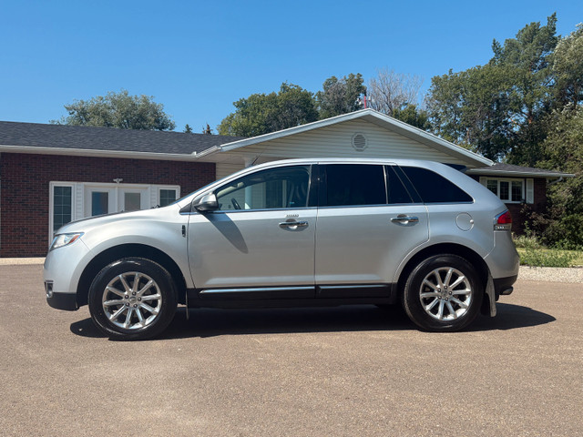 2013 Lincoln MKX AWD! in Cars & Trucks in Strathcona County - Image 2