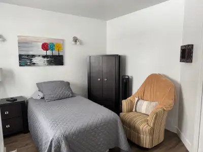 Belle chambre à louer. Je recherche quelqu’un de tranquille et de propre et respectueux du bien des...