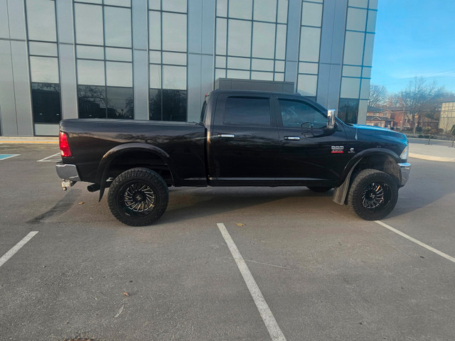 2011 Ram Laramie 2500 6.7 Diesel dans Autos et camions  à Région de Mississauga/Peel - Image 3