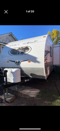 2011 Forest River Cherokee Grey Wolf 28BHKS