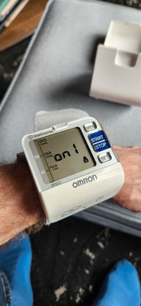 Omron wrist blood preasure monitor
