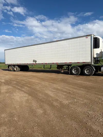 2015 53 foot reefer 22.5 rubber Nice shape