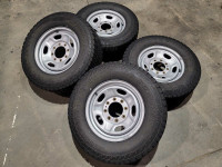Ford Super Duty Rims with LT265/70r17 A/T Tires
