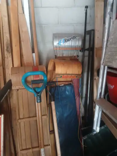 taboggans, View more