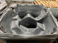Refurbished Freestyle Hot Tub w/ Free stairs and local delivery