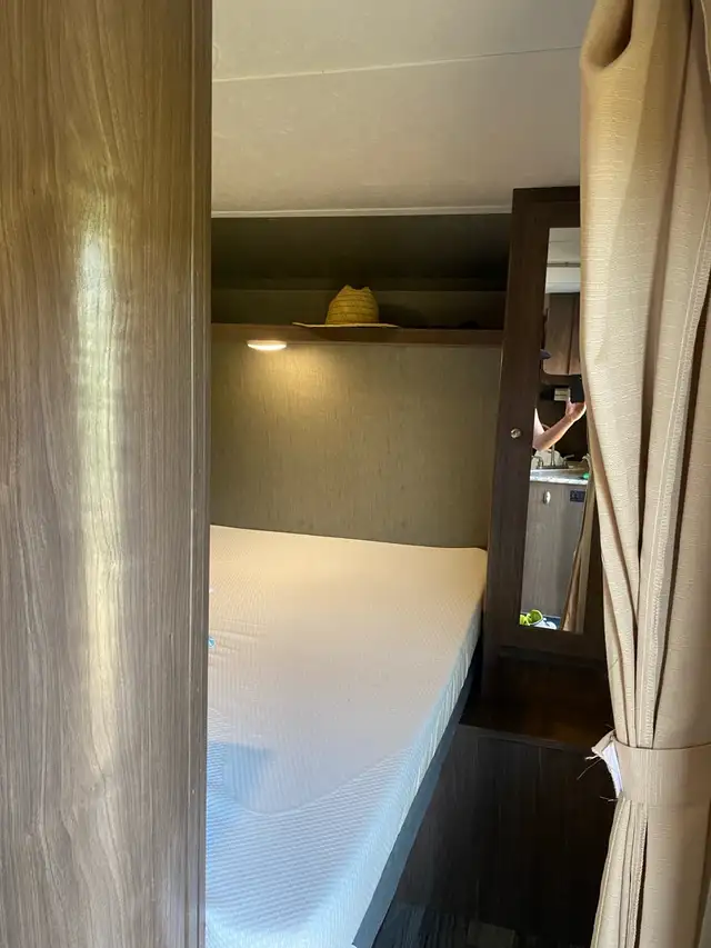 2018 Hideout Travel trailer in Travel Trailers & Campers in Vernon - Image 7