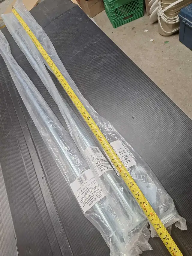 Closet rod 64840219424641123