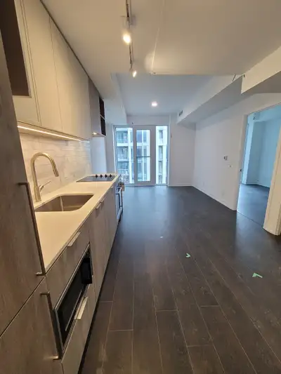 1 Bedroom + 1 Bathroom Rent: $2100/month Address: 2020 Bathurst St. Toronto ON M5P 0A6 Available dat...