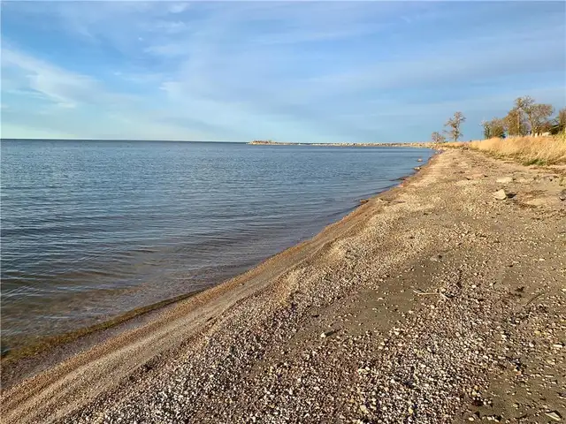 Waterfront Lots for Sale in Land for Sale in City of Toronto - Image 25