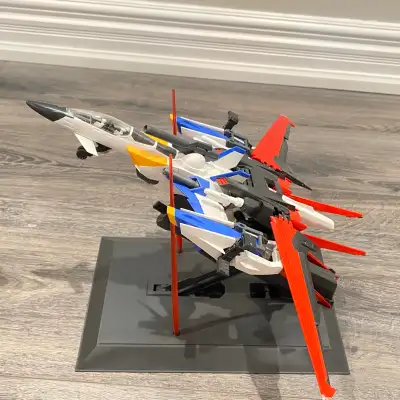 gundam model kit, skygrasper from the series mobile suit gundam seed.
