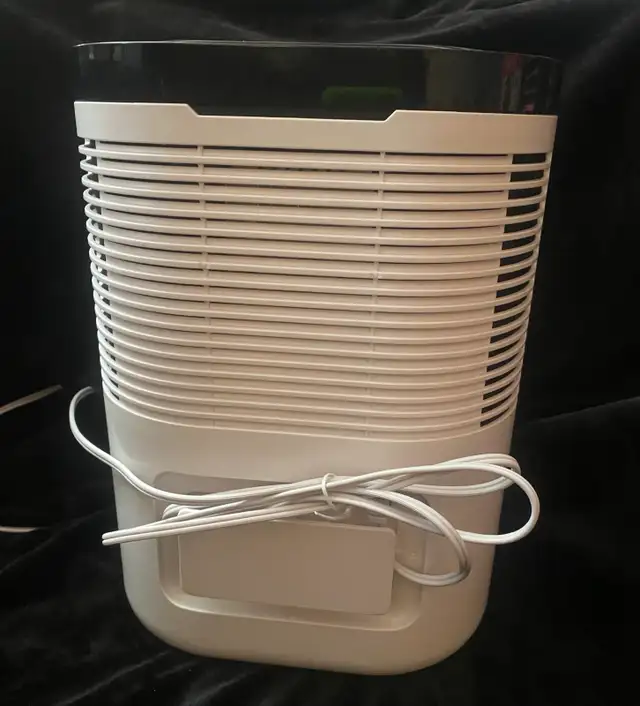 Like New Portable Dehumidifier (DH-CS02) – 2.3L Capacity – Origi in Heaters, Humidifiers & Dehumidifiers in Mississauga / Peel Region - Image 3