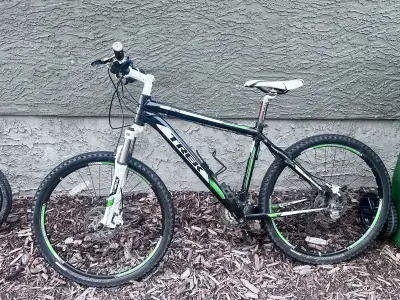 Trek 4500 Mountain Bike, View more