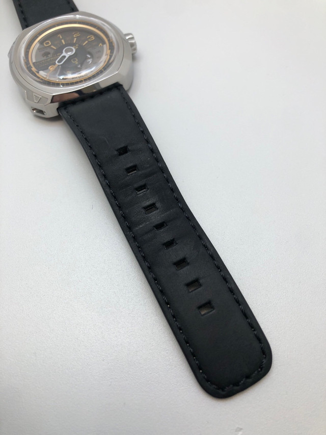 Sevenfriday V2/01 Automatic watch montre pour homme automatique dans Bijoux et montres  à Ville de Montréal - Image 4