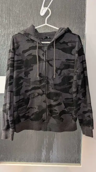 5$ George veste ados small excellent état Candiac , View more